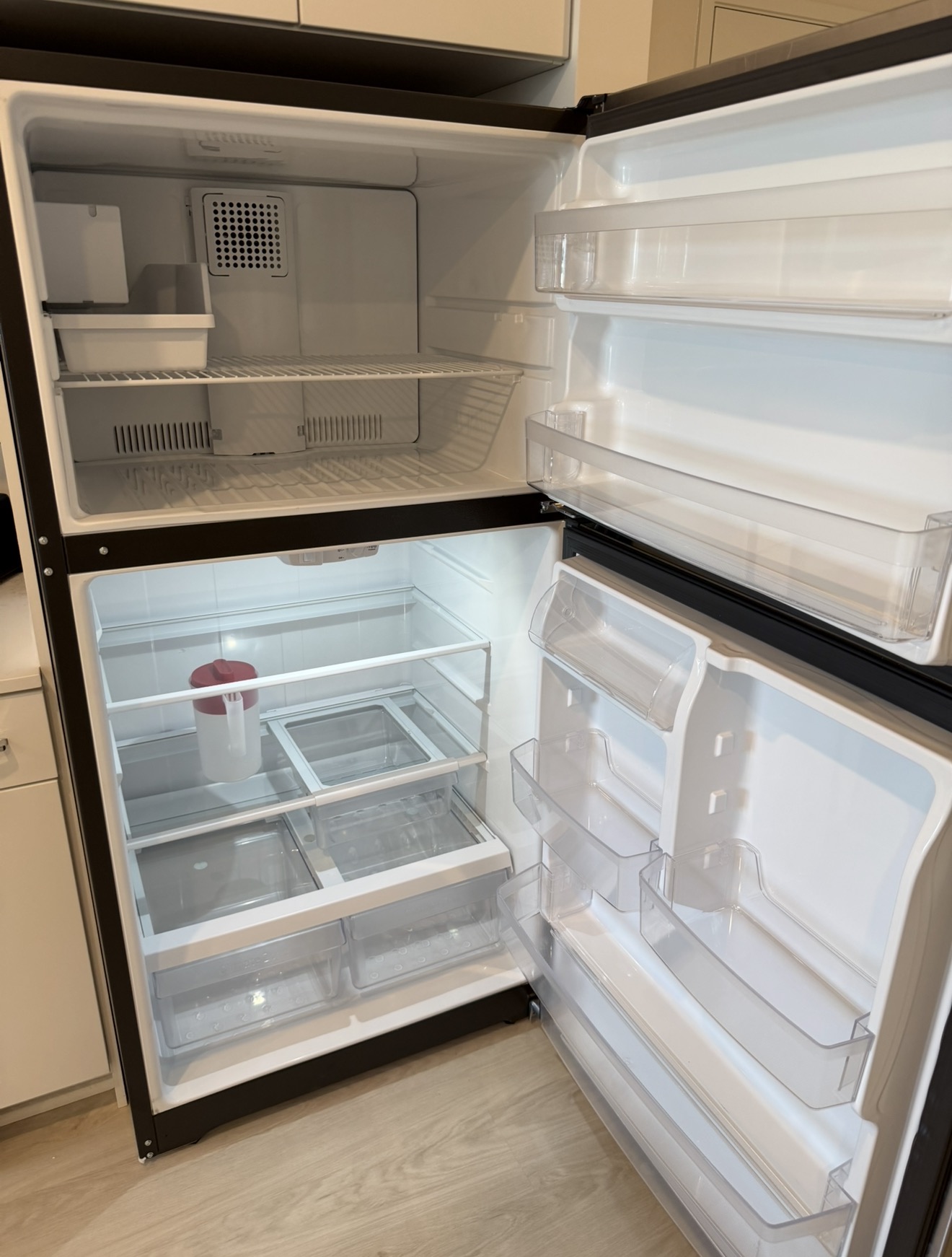 Fridge cleaning
